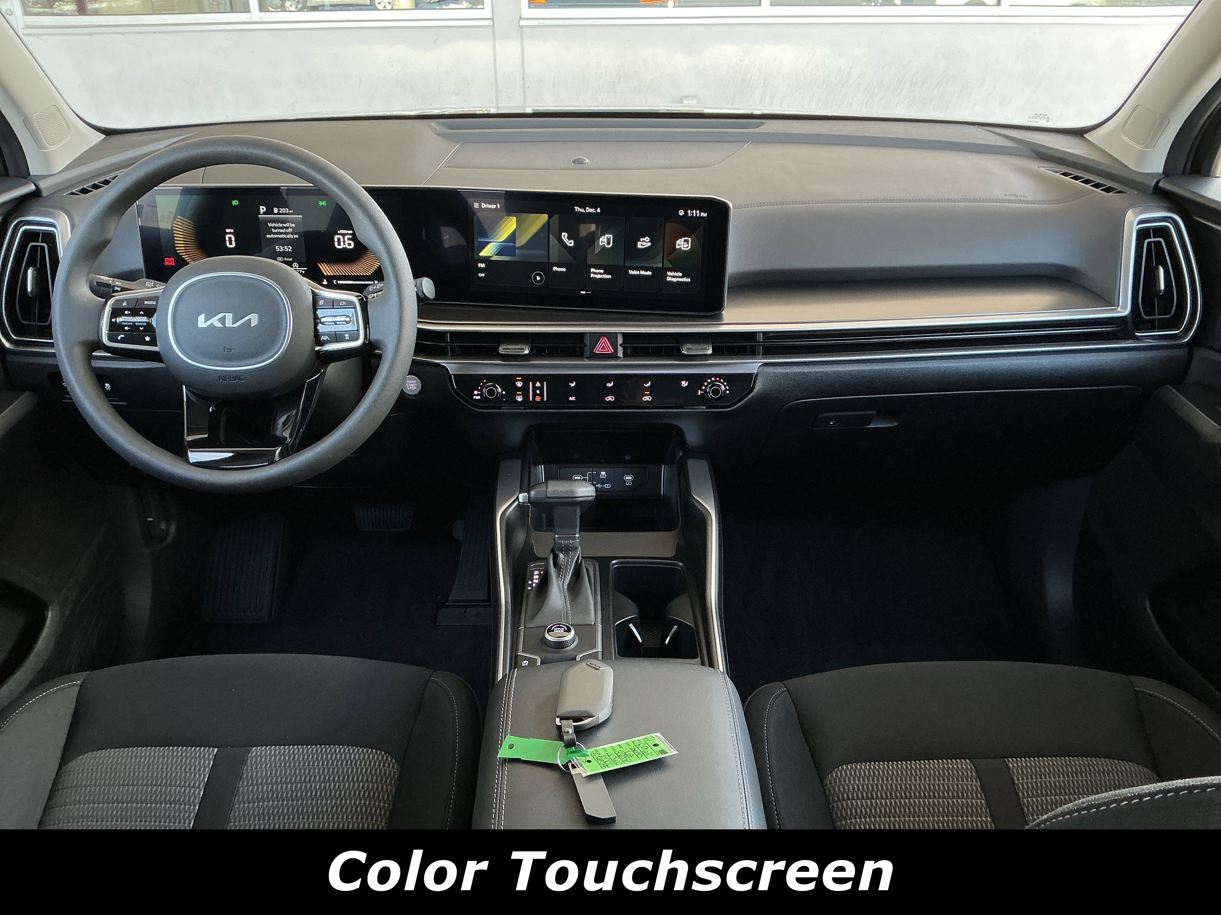 Used 2025 Kia Sorento LX image 4