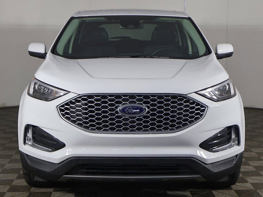Used 2024 Ford Edge SEL w/ Convenience Package image 9
