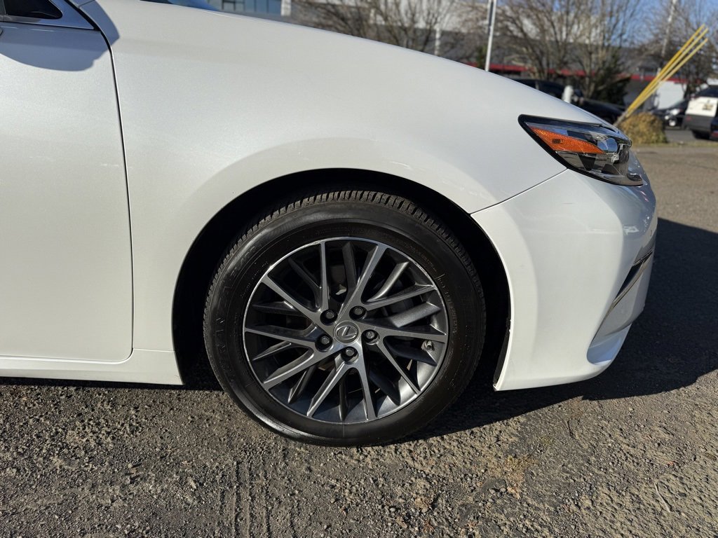 Used 2016 Lexus ES 350 image 9