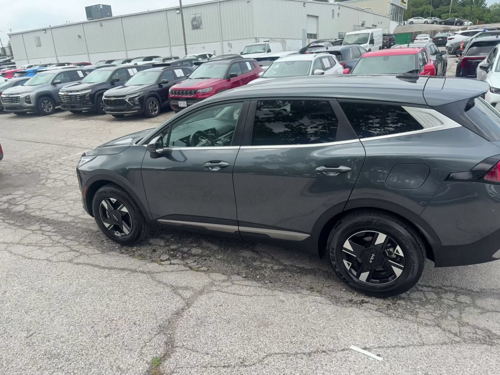 Used 2026 Kia Sportage LX AWD/4WD image 9