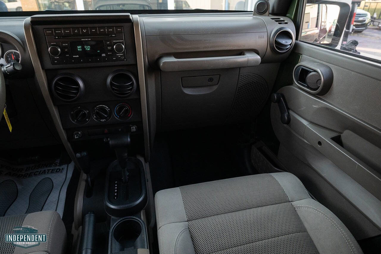 Used 2007 Jeep Wrangler Sahara image 10
