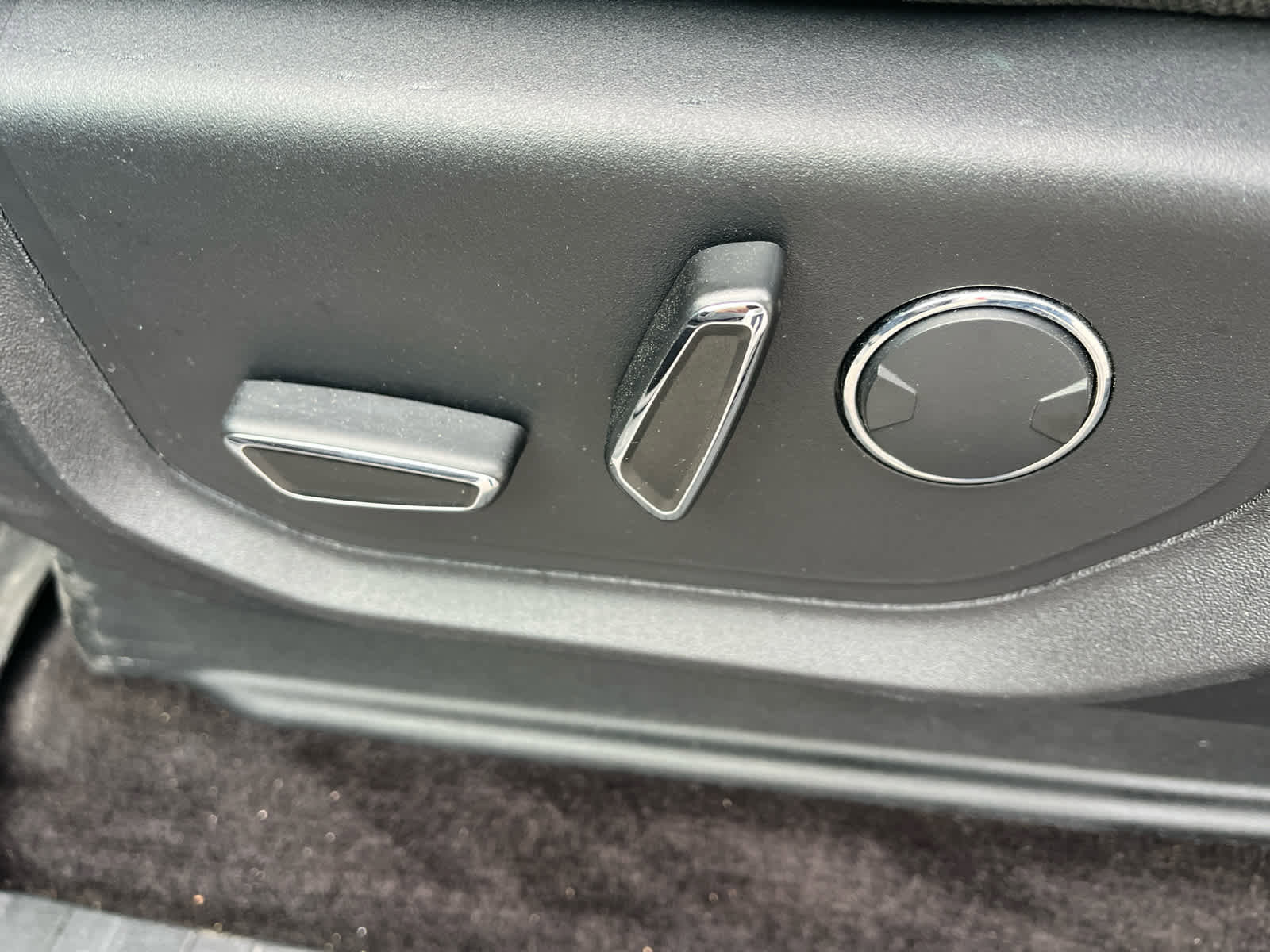 Used 2016 Ford F150 XLT w/ Equipment Group 302A Luxury image 25