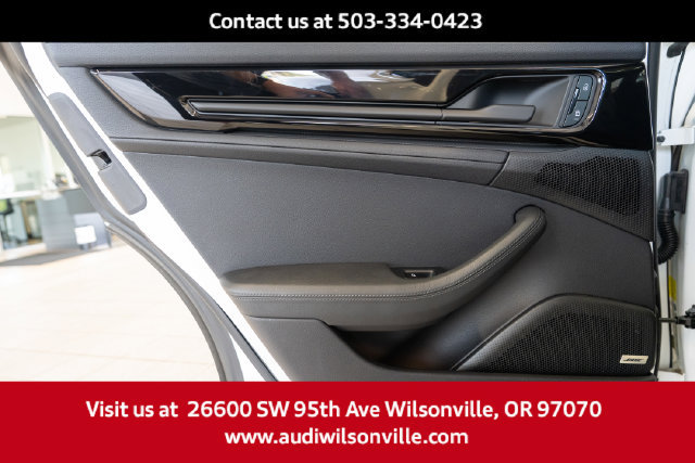 Used 2025 Porsche Panamera 4 w/ Premium Package AWD/4WD image 26