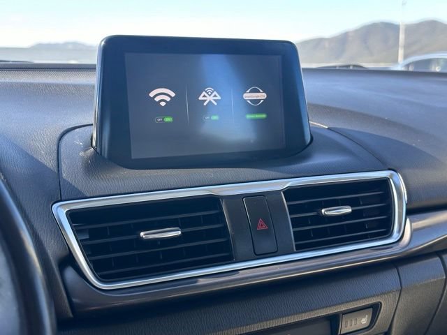 Used 2017 MAZDA MAZDA3 Grand Touring w/ Premium Equipment Package FWD image 18