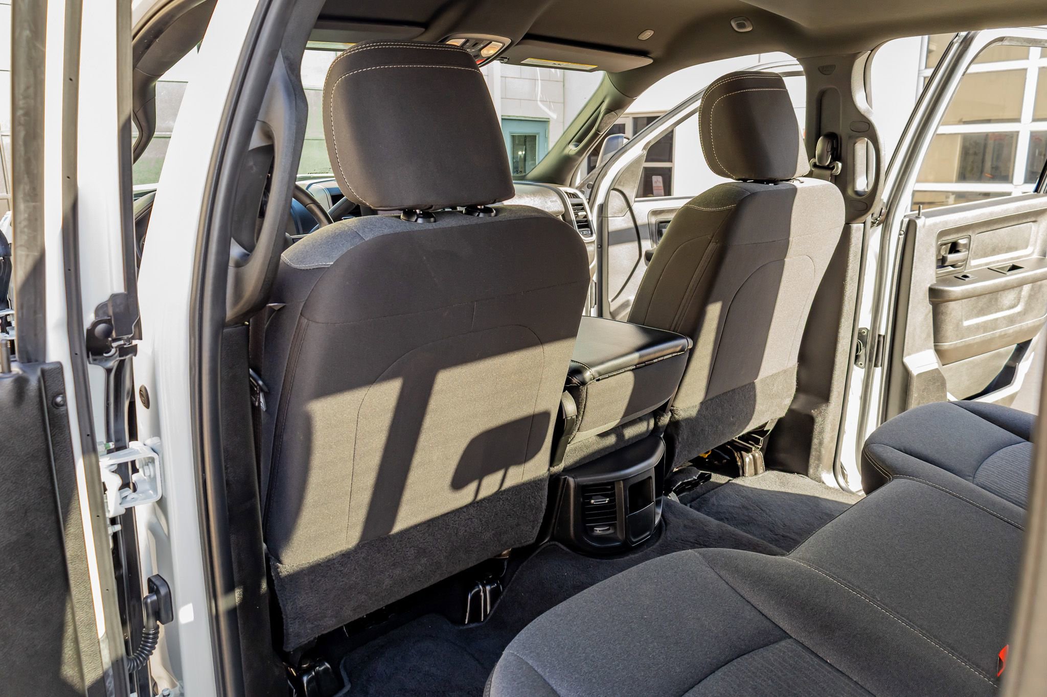 Used 2024 RAM 3500 Tradesman w/ Chrome Appearance Group image 33