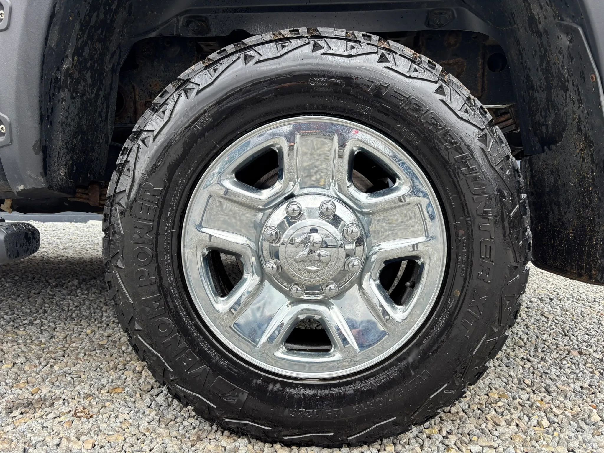 Used 2018 RAM 3500 Tradesman w/ Chrome Appearance Group image 2