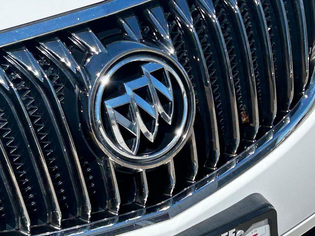 Used 2018 Buick Envision Essence FWD image 12