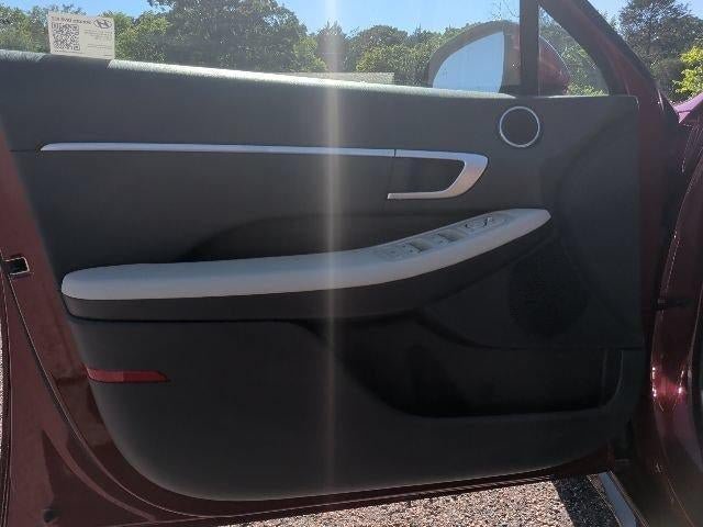 Used 2025 Hyundai Sonata SEL FWD image 13