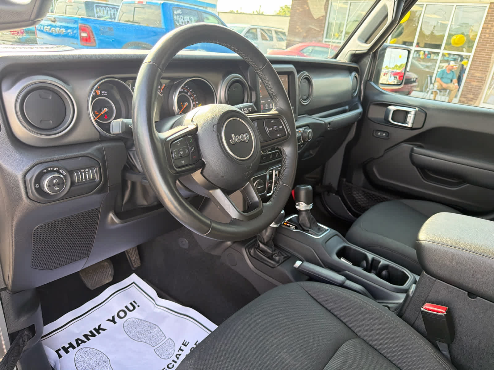 Used 2022 Jeep Gladiator Sport AWD/4WD image 12
