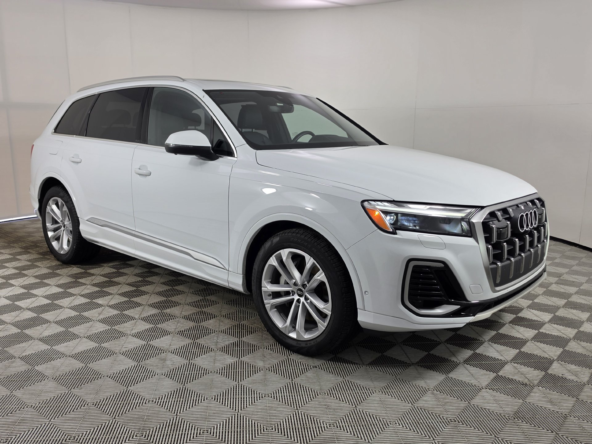 Certified 2026 Audi Q7 3.0T Premium Plus w/ Premium Plus Package AWD/4WD 360° Tour