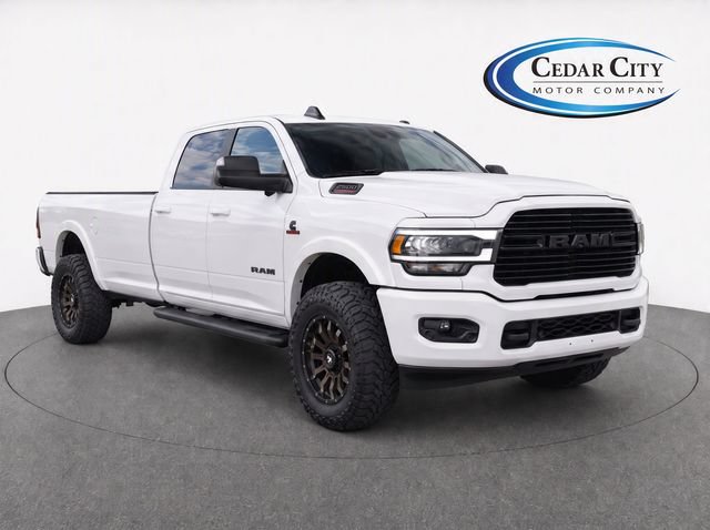 Used 2022 RAM 3500 Laramie AWD/4WD image 2