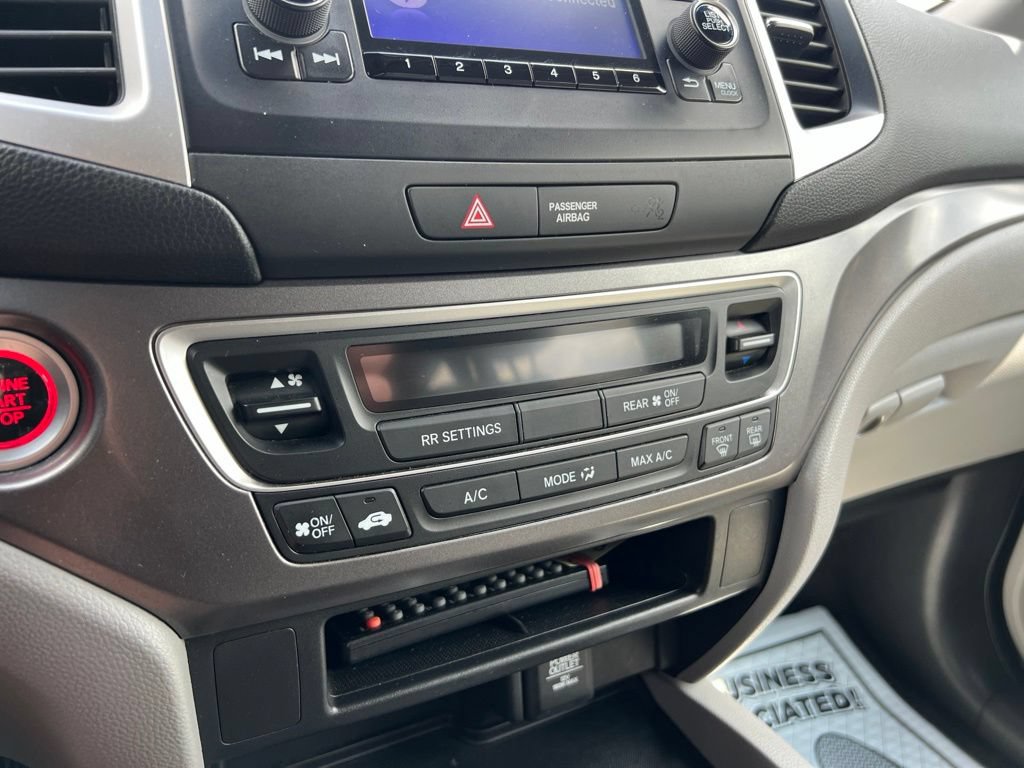 Used 2016 Honda Pilot LX image 10