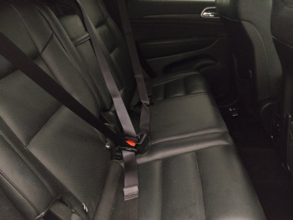 Used 2022 Jeep Grand Cherokee Laredo E RWD image 19