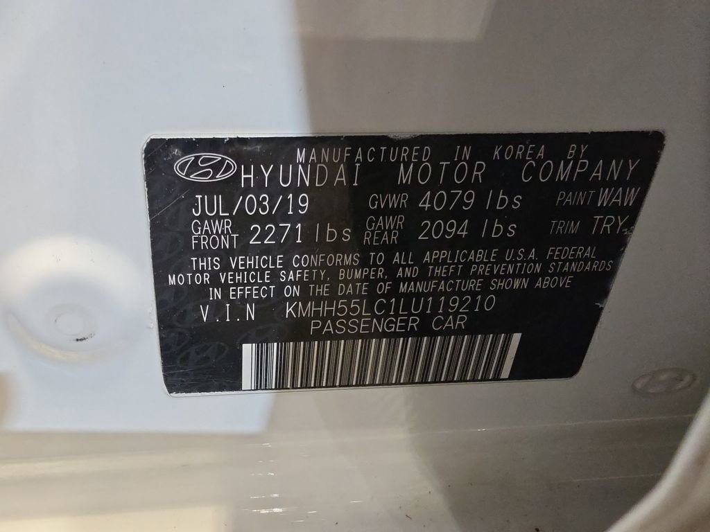 Used 2020 Hyundai Elantra GT N Line image 25