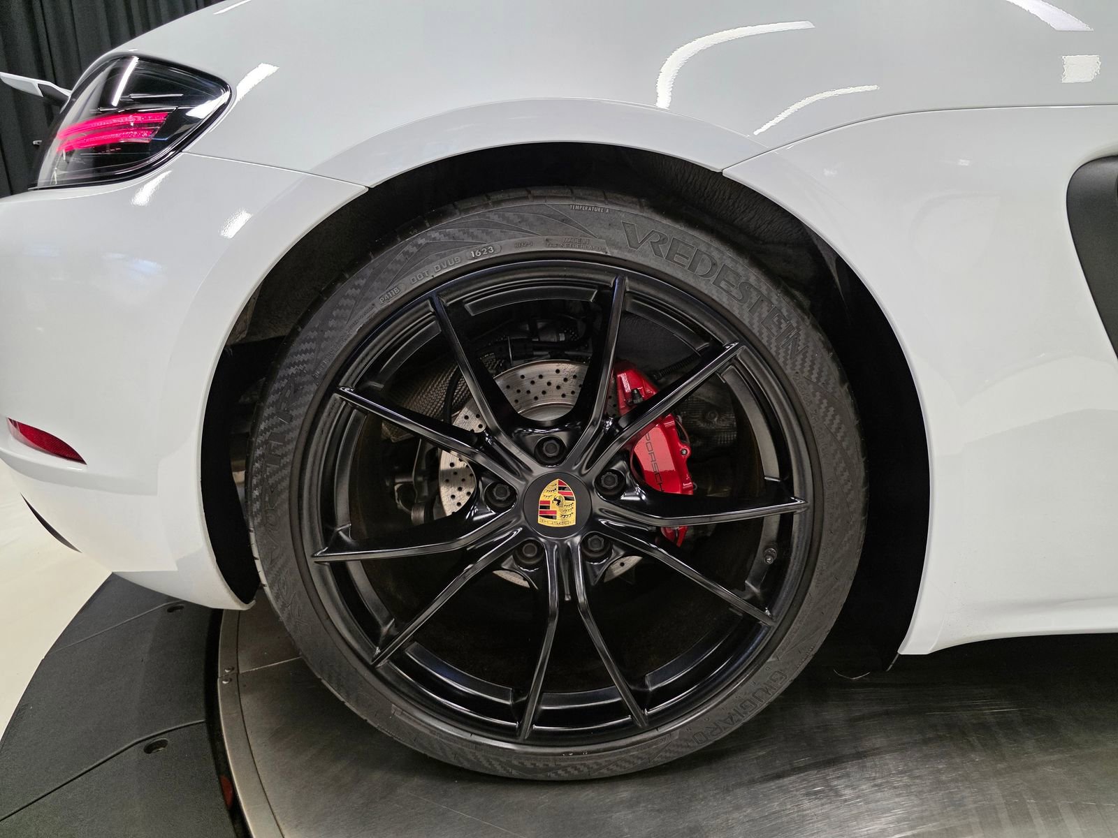 Used 2017 Porsche 718 Cayman RWD image 42