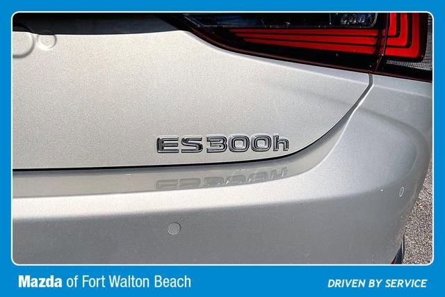 Used 2021 Lexus ES 300h w/ Premium Package FWD image 26
