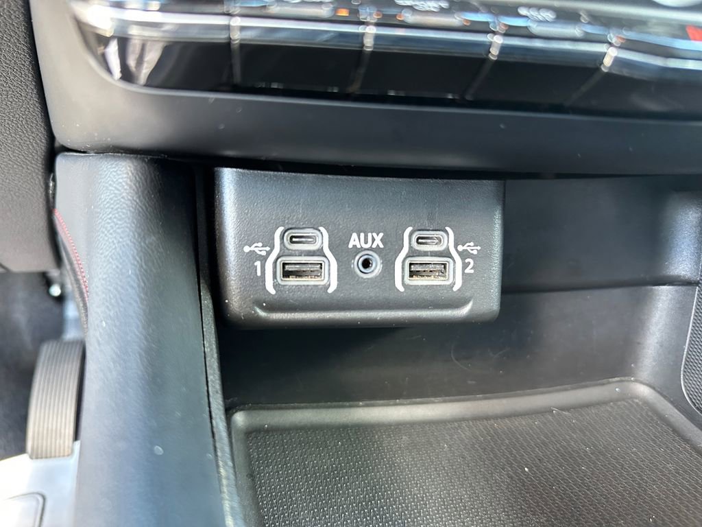 Used 2024 Dodge Durango GT image 27