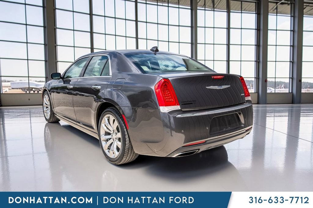 Used 2018 Chrysler 300 Limited w/ Safetytec Plus Group RWD image 29