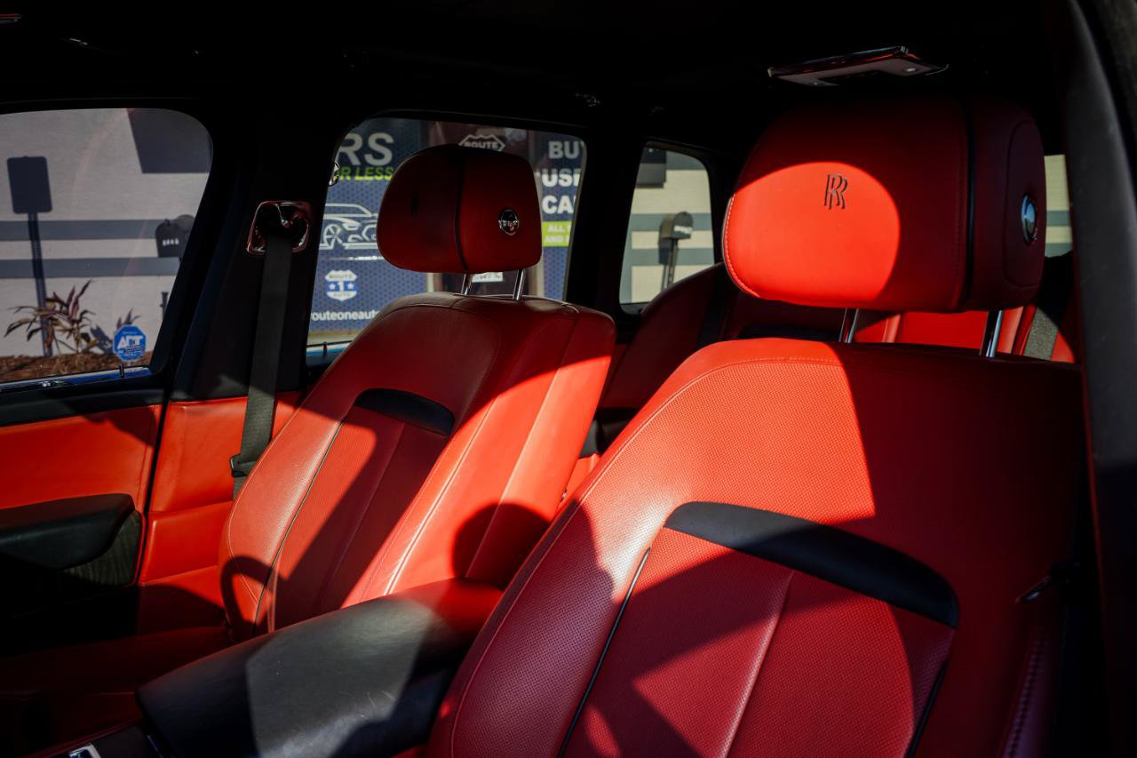 Used 2019 Rolls-Royce Cullinan AWD/4WD image 21