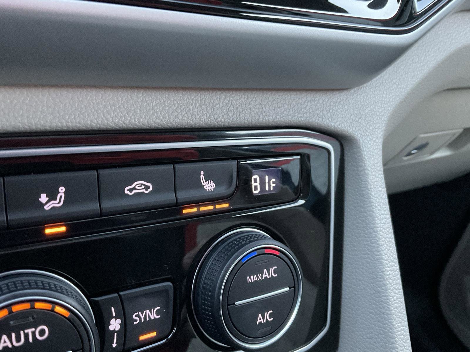 Used 2022 Volkswagen Atlas SEL image 24