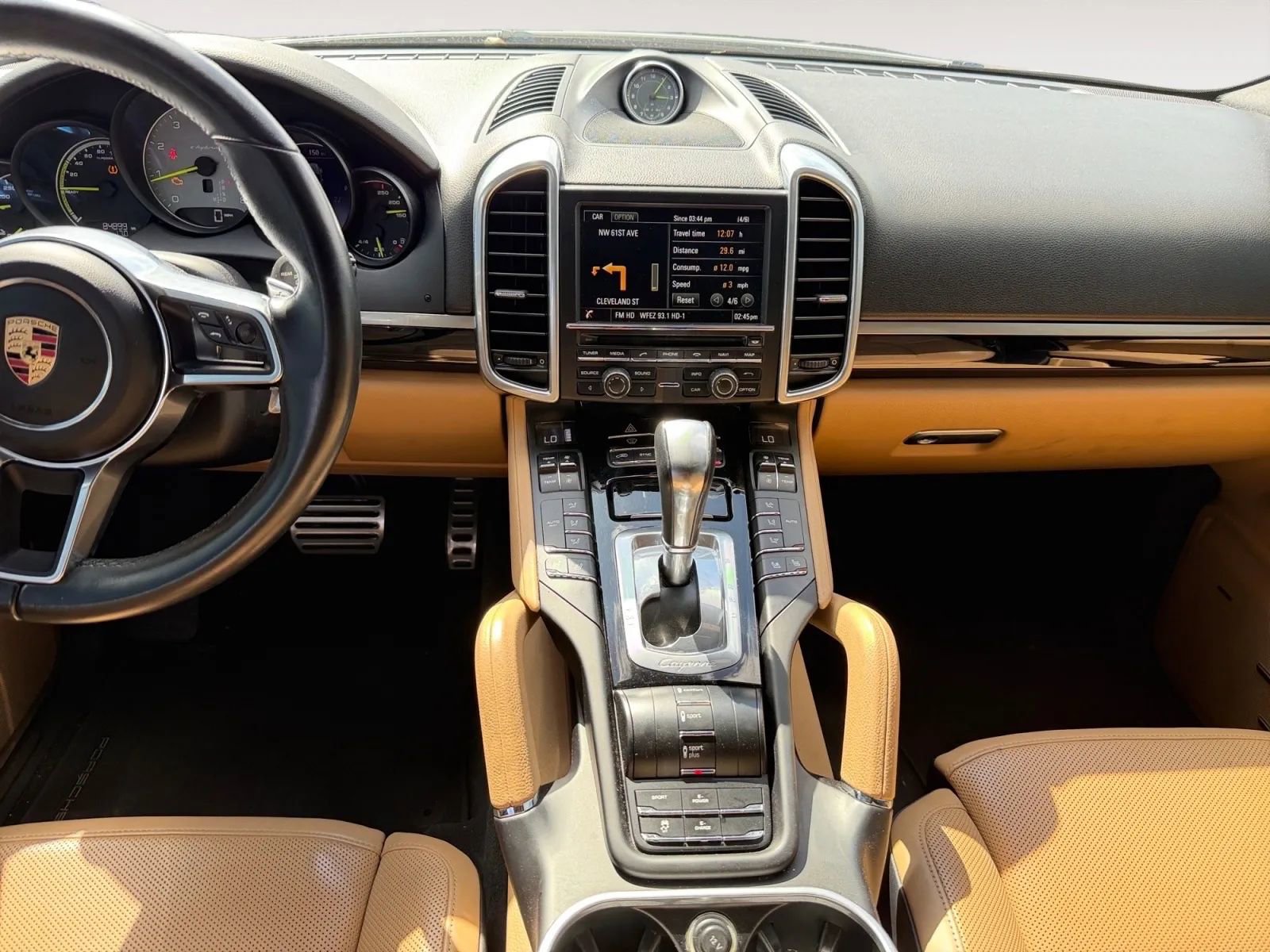 Used 2016 Porsche Cayenne S w/ Premium Package image 11