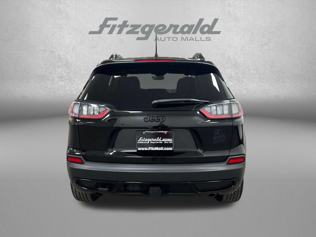 Used 2022 Jeep Cherokee Latitude w/ Sun & Sound Group AWD/4WD image 4