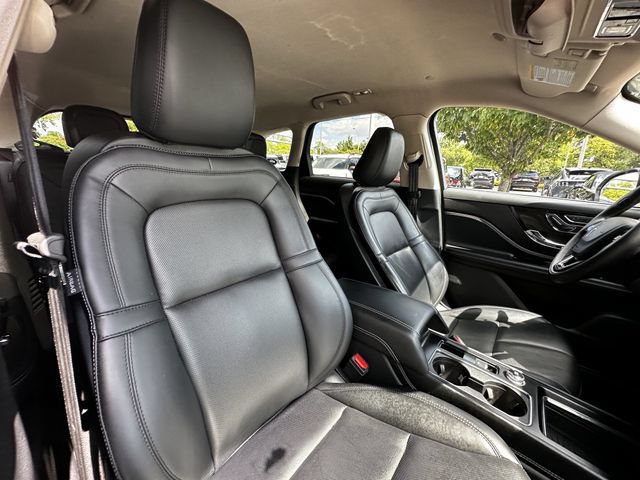 Certified 2024 Lincoln Corsair AWD w/ Equipment Group 101A image 35