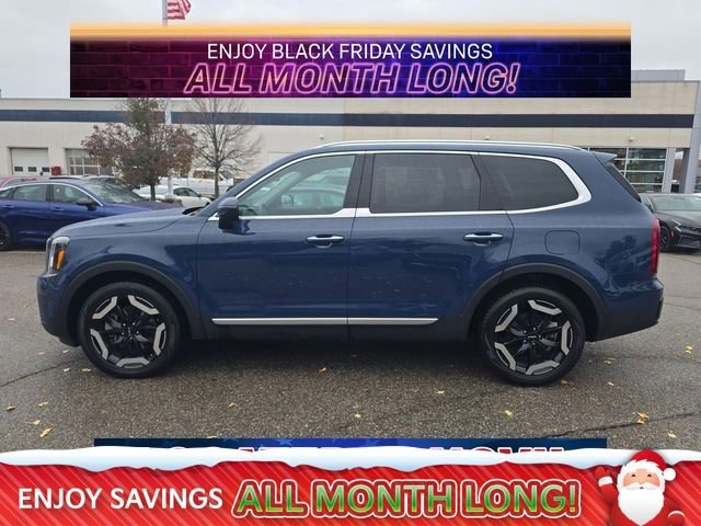 Used 2023 Kia Telluride S image 2