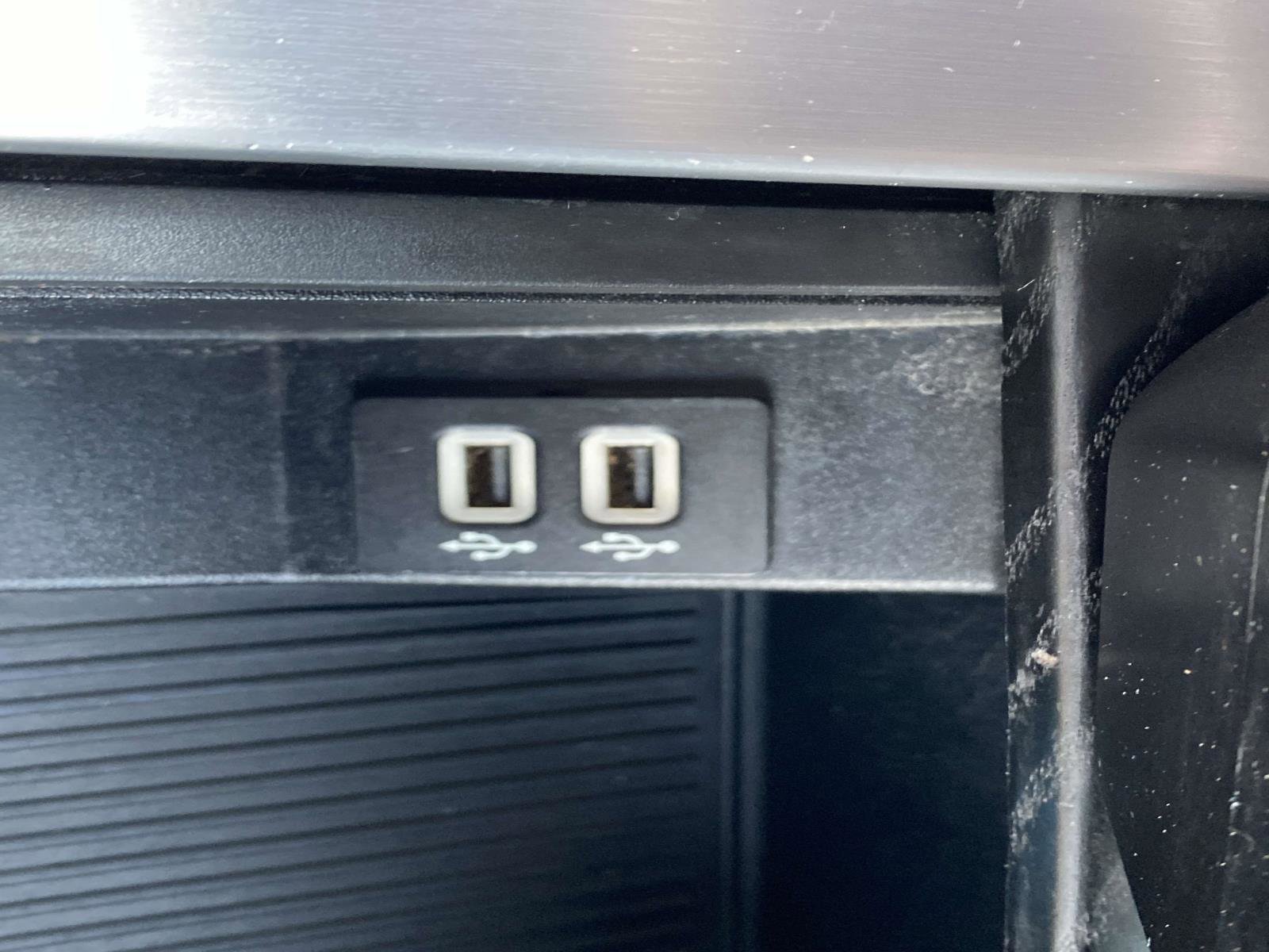 Used 2020 Ford F150 Platinum w/ Equipment Group 701A Luxury image 26