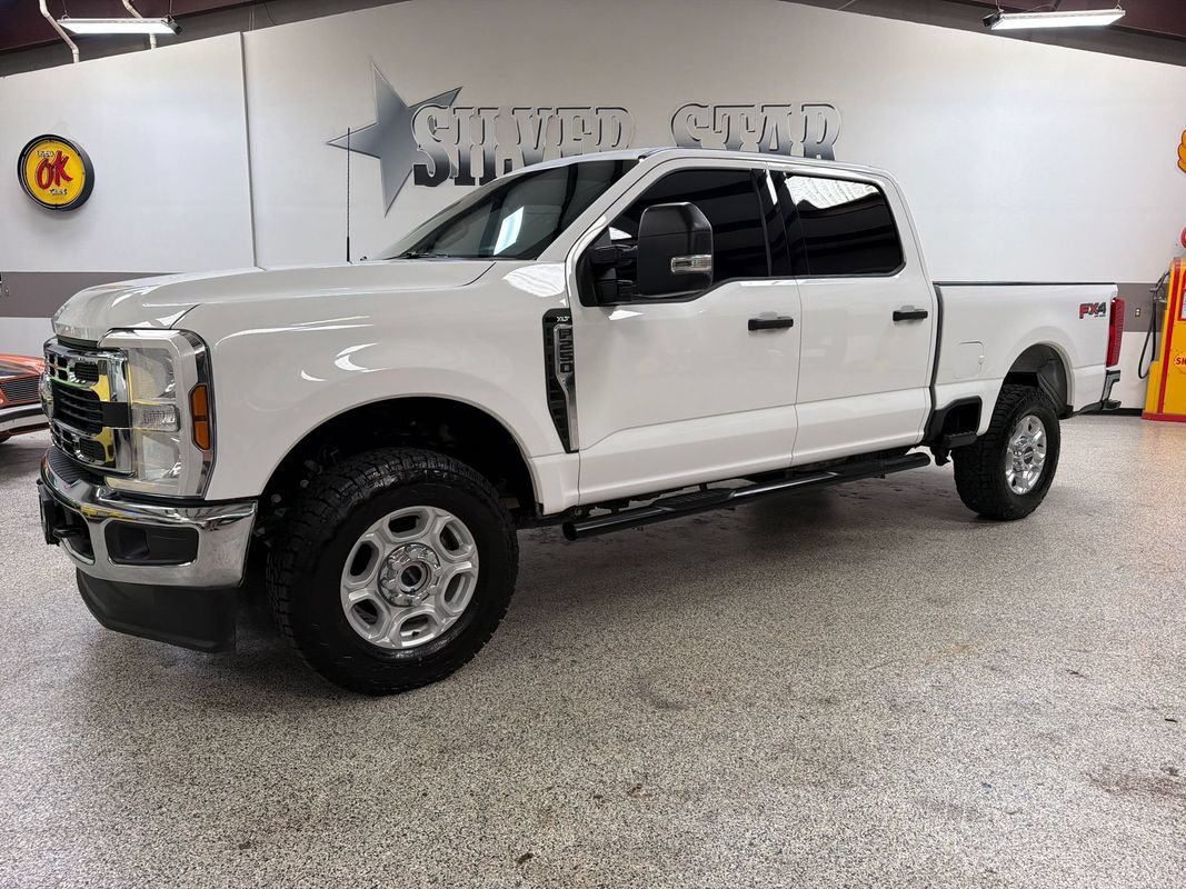 Used 2025 Ford F250 XLT w/ FX4 Off-Road Package AWD/4WD image 1