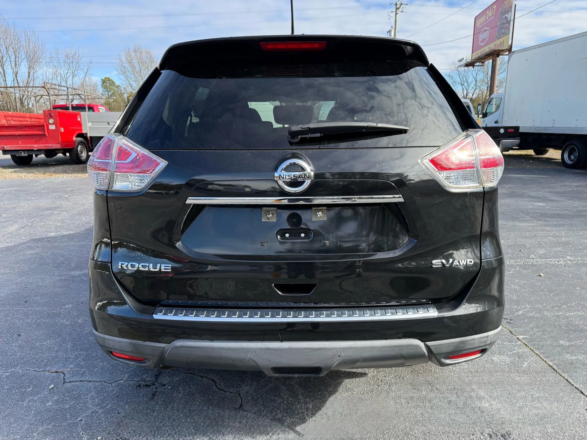 Used 2016 Nissan Rogue SV image 6