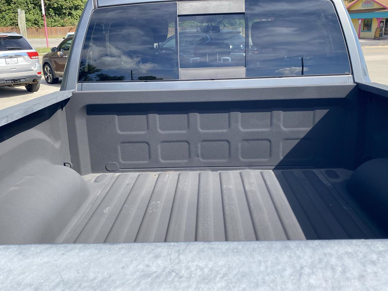 Used 2012 RAM 1500 Big Horn w/ Luxury Group AWD/4WD image 8