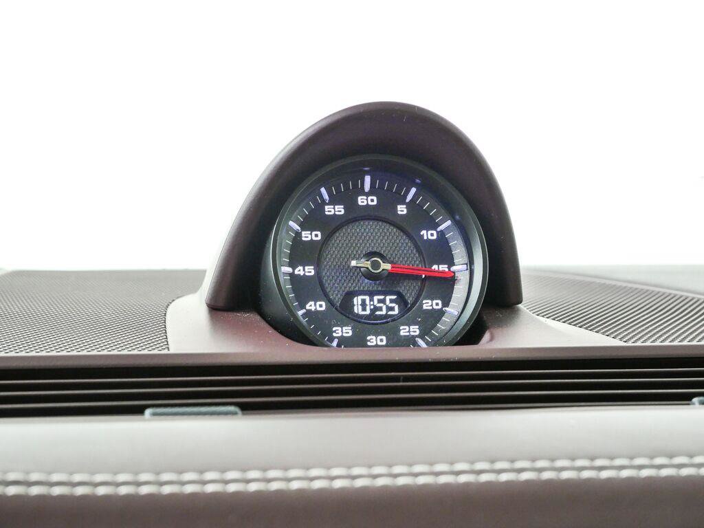 Used 2023 Porsche Panamera 4 AWD/4WD image 18