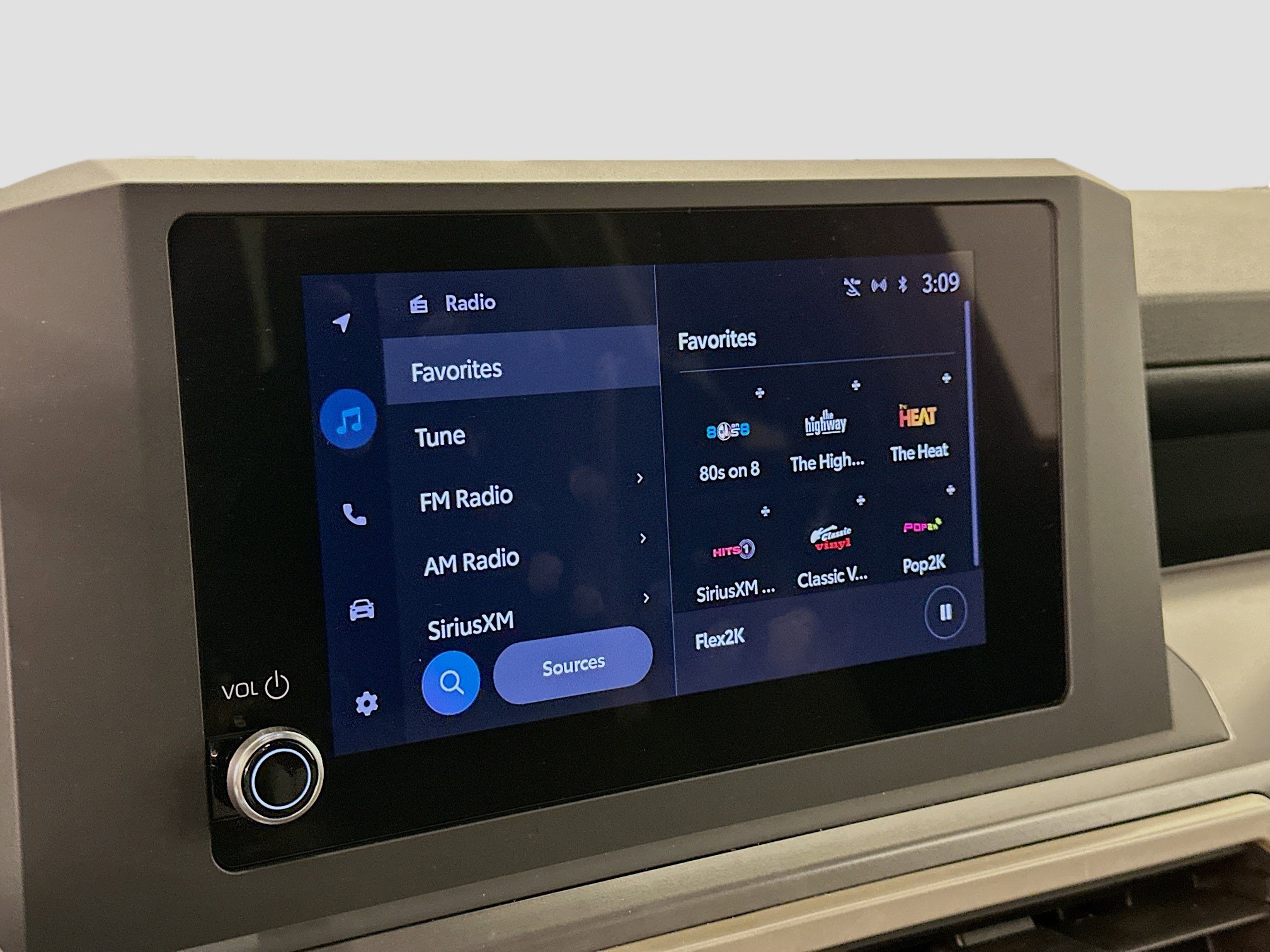 Used 2025 Toyota Tacoma TRD Off-Road image 21