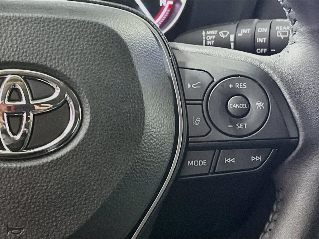 Used 2025 Toyota RAV4 XLE Premium FWD image 17
