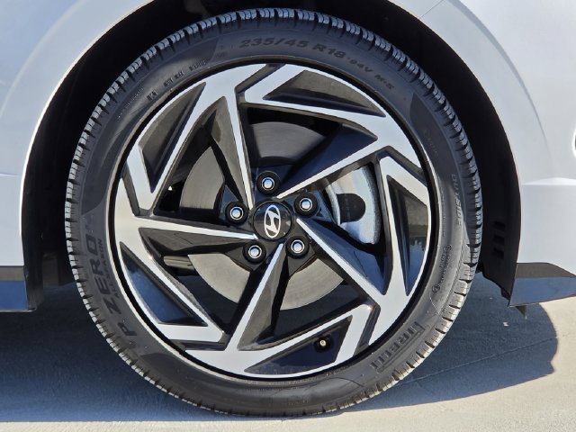 Certified 2026 Hyundai Sonata SEL FWD image 13