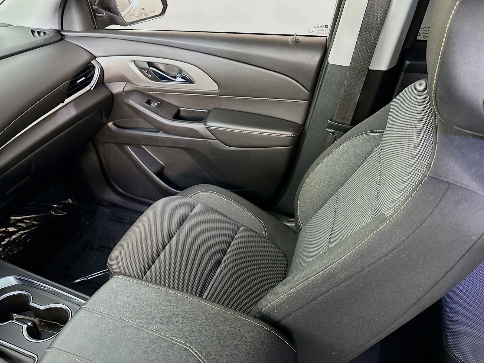 Used 2020 Chevrolet Traverse LS image 22