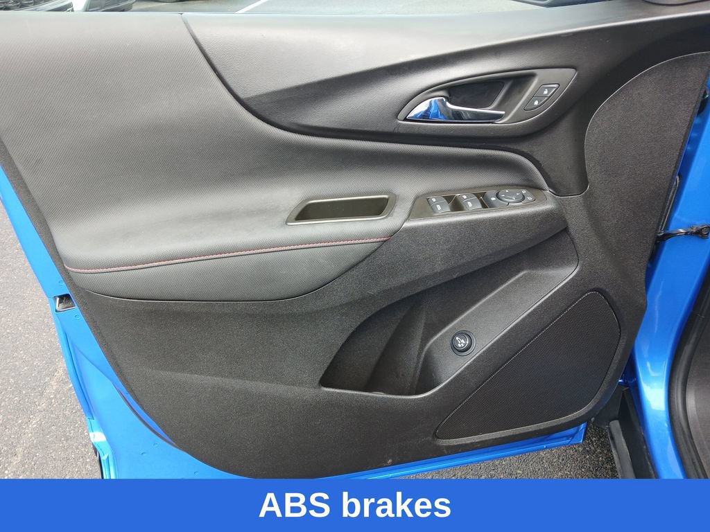 Used 2024 Chevrolet Equinox RS AWD/4WD image 11
