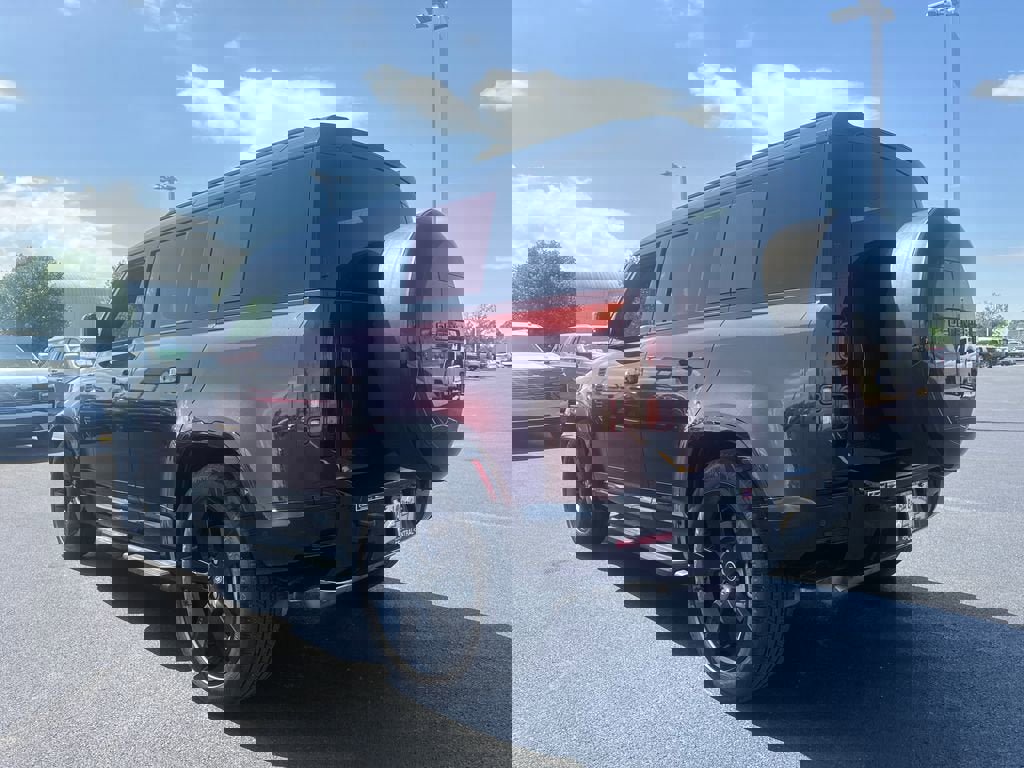 Used 2025 Land Rover Defender 110 Sedona Red Edition AWD/4WD image 4