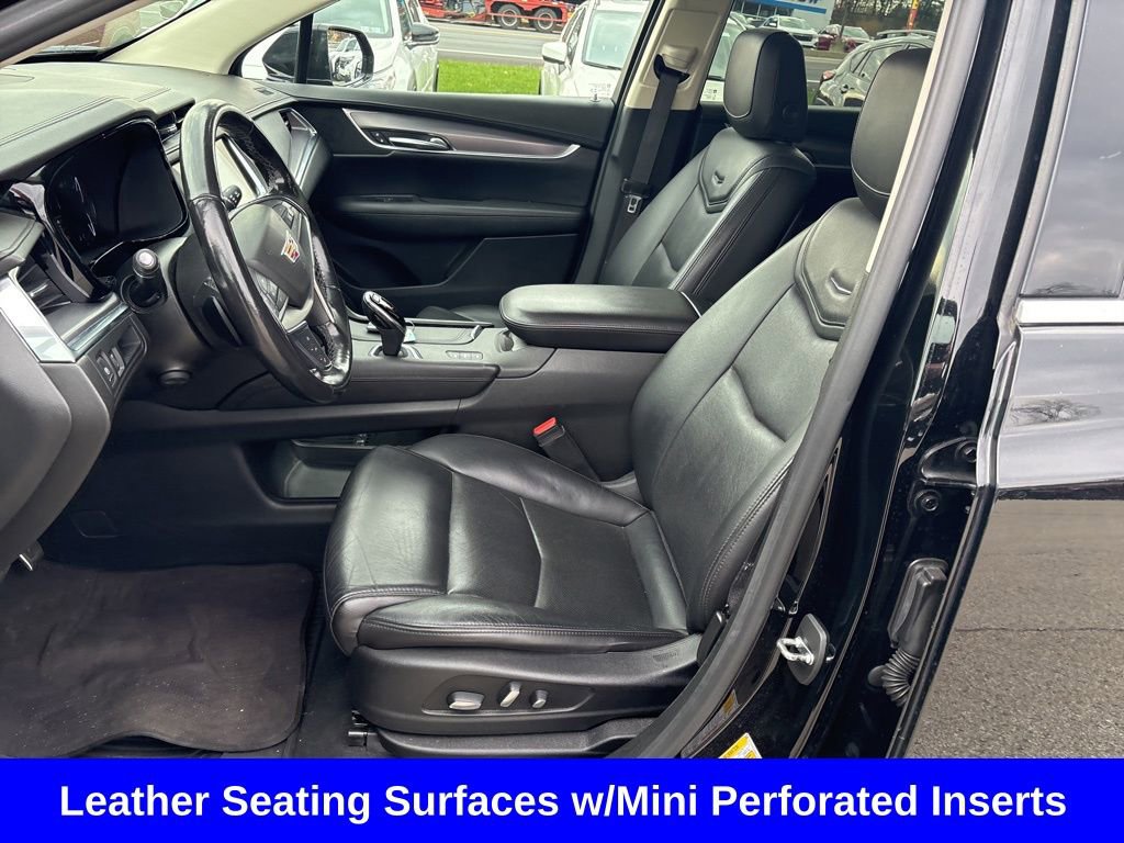 Used 2019 Cadillac XT5 Premium Luxury image 24