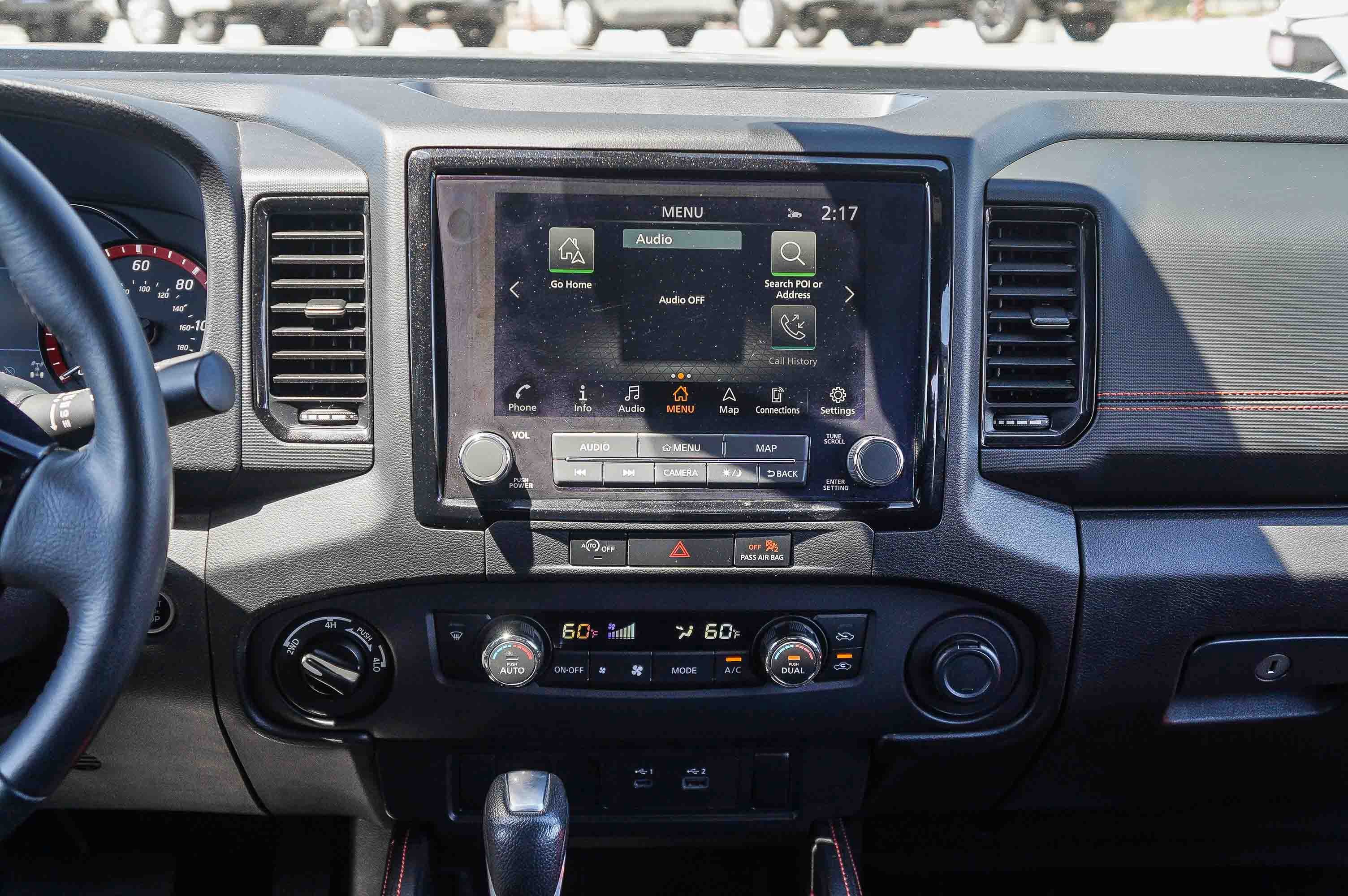 Used 2024 Nissan Frontier PRO-4X AWD/4WD image 14