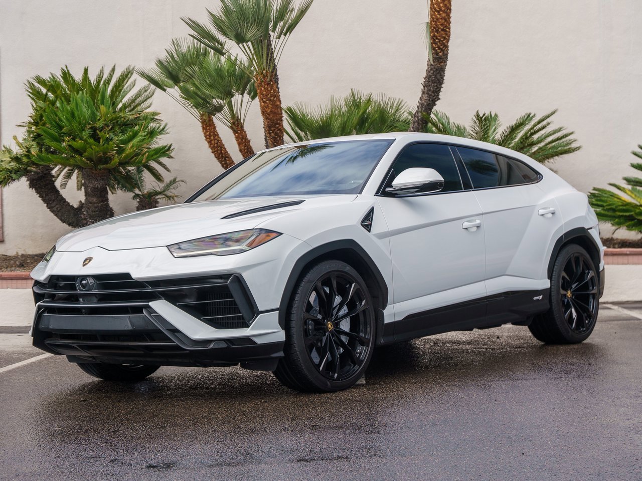 Used 2023 Lamborghini Urus S image 31