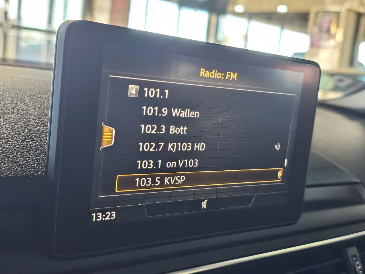 Used 2018 Audi A4 2.0T Ultra Premium w/ Convenience Package image 43