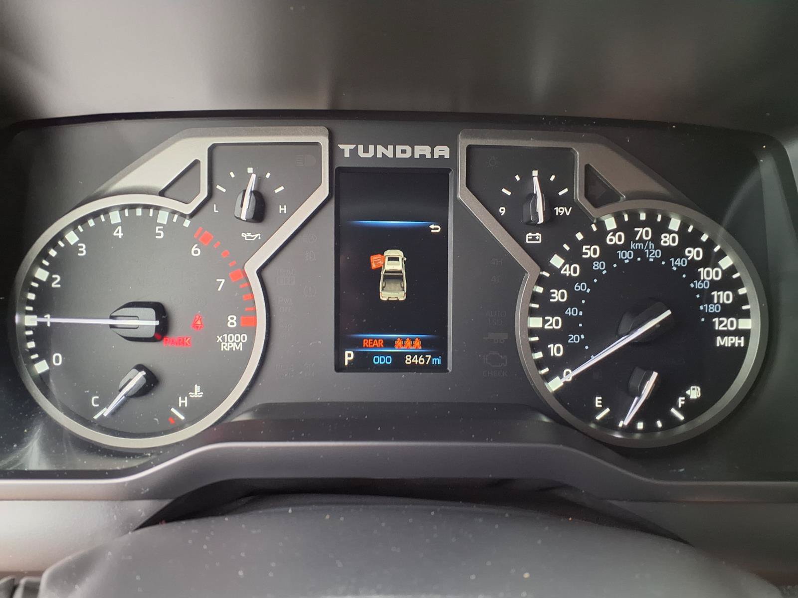 Used 2025 Toyota Tundra SR5 w/ SR5 Premium Package AWD/4WD image 23