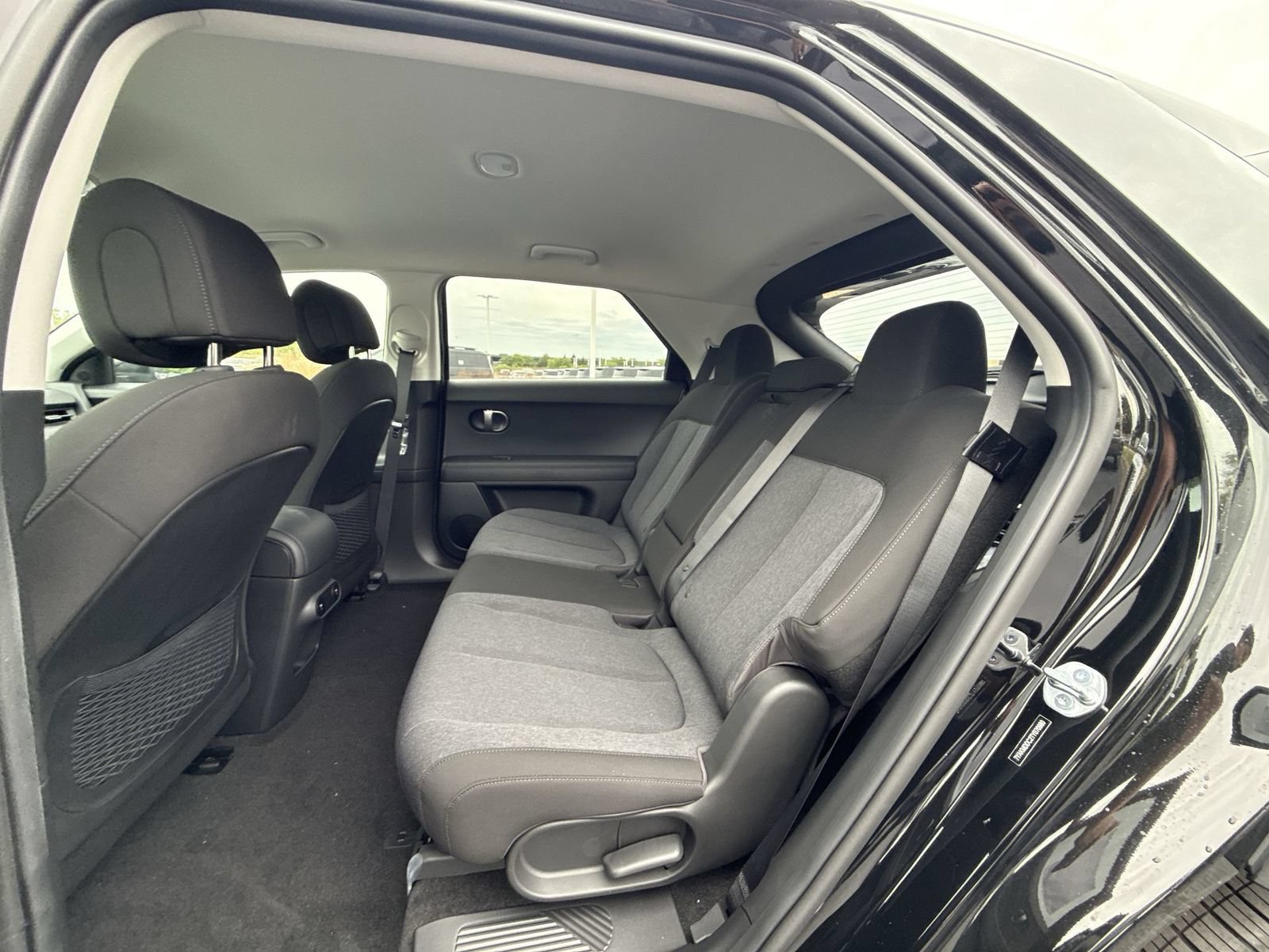 New 2026 Hyundai Ioniq 5 SE AWD/4WD image 22