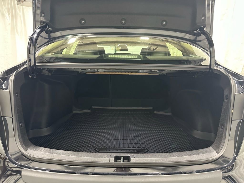 Used 2025 Toyota Corolla LE image 49
