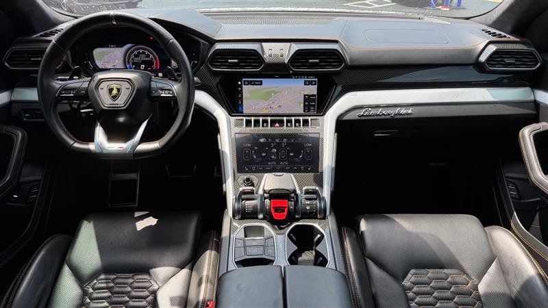 Used 2020 Lamborghini Urus AWD/4WD image 22