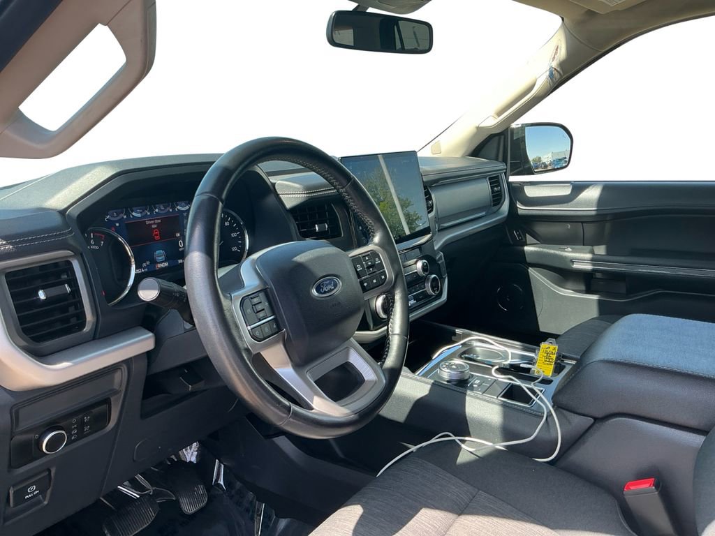 Used 2024 Ford Expedition XLT RWD image 22