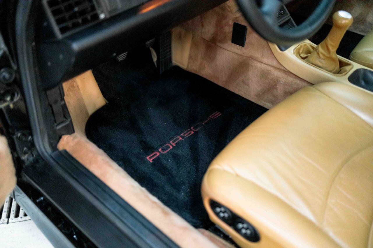 Used 1998 Porsche 911 Carrera 4S image 41