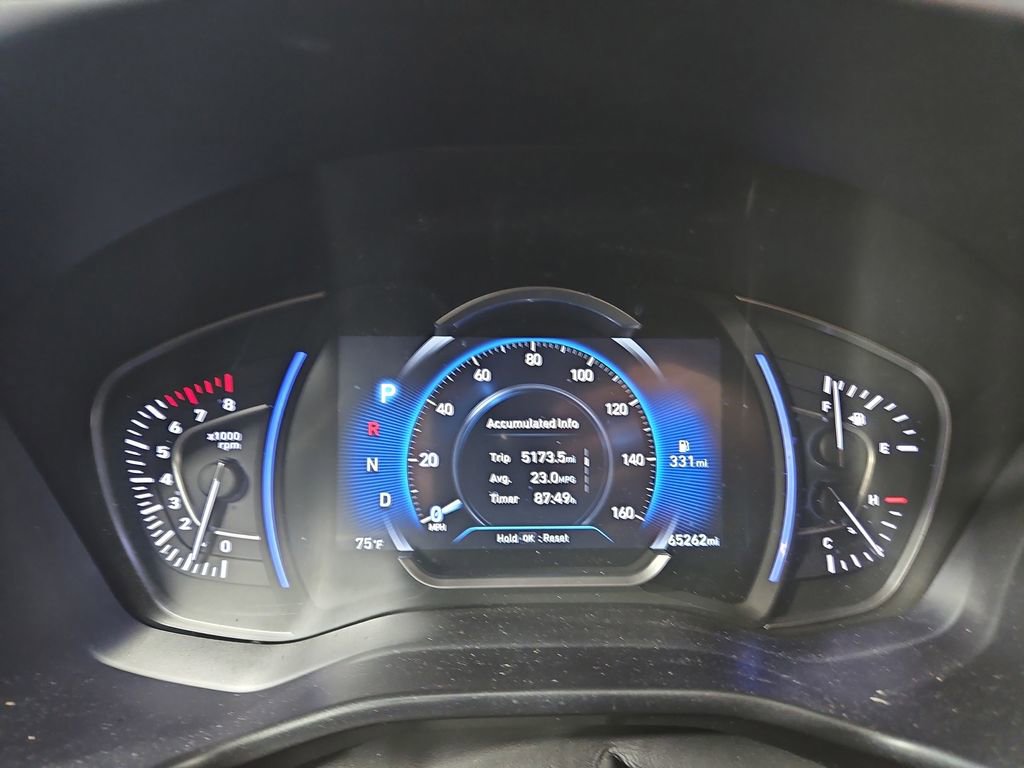 Used 2019 Hyundai Santa Fe AWD image 17